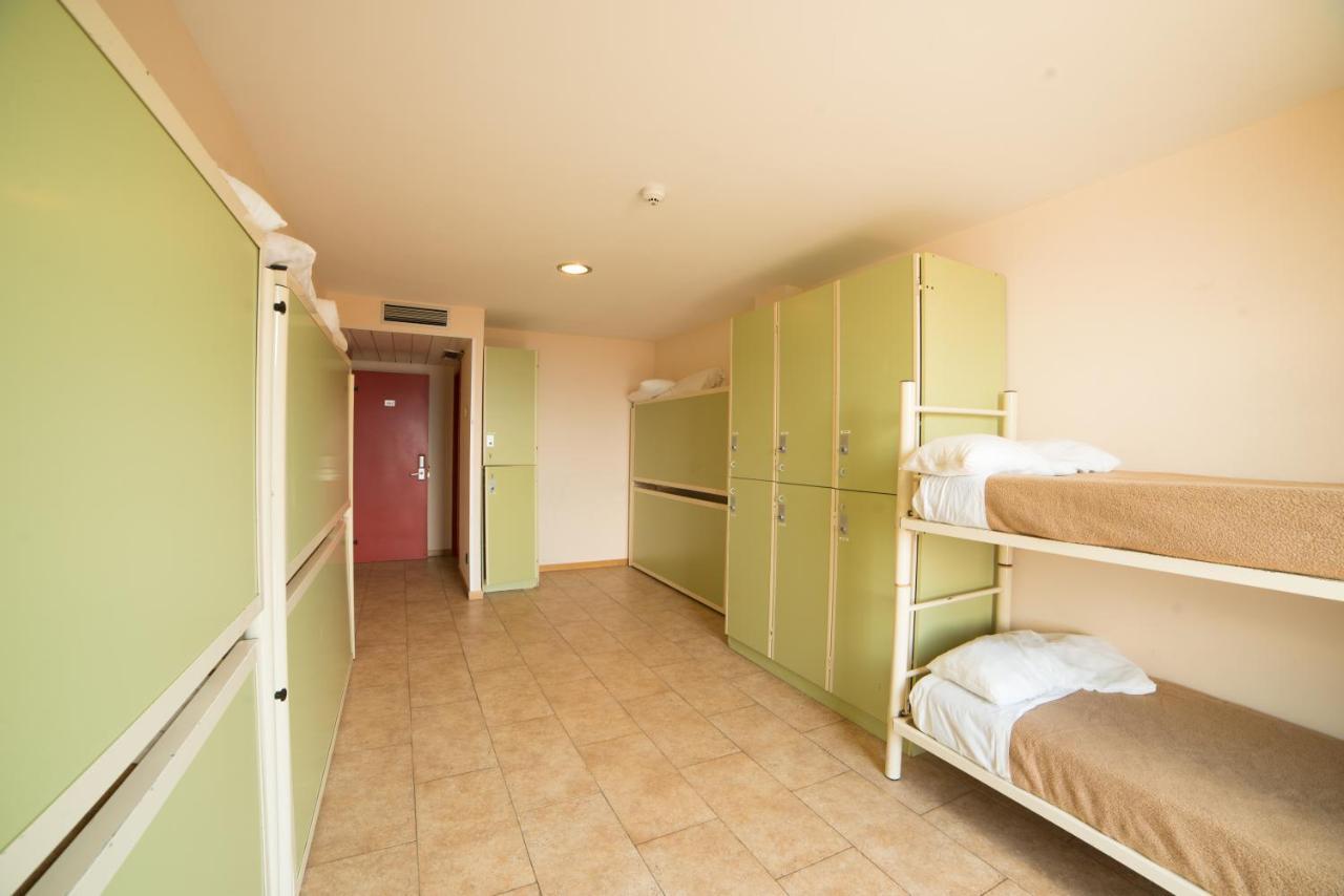 Abrigall Hostel Ла-Маселла Экстерьер фото